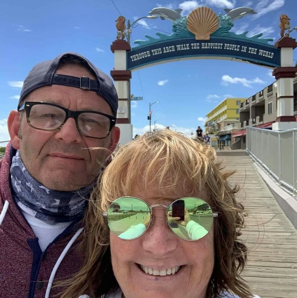 Meet your Posher, Robert - Picture 1 of 1